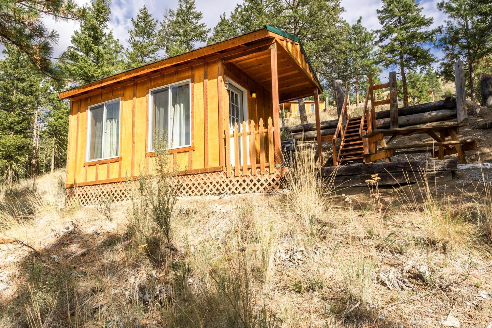 Echo Valley Resort + Cabins Manson Exterior photo