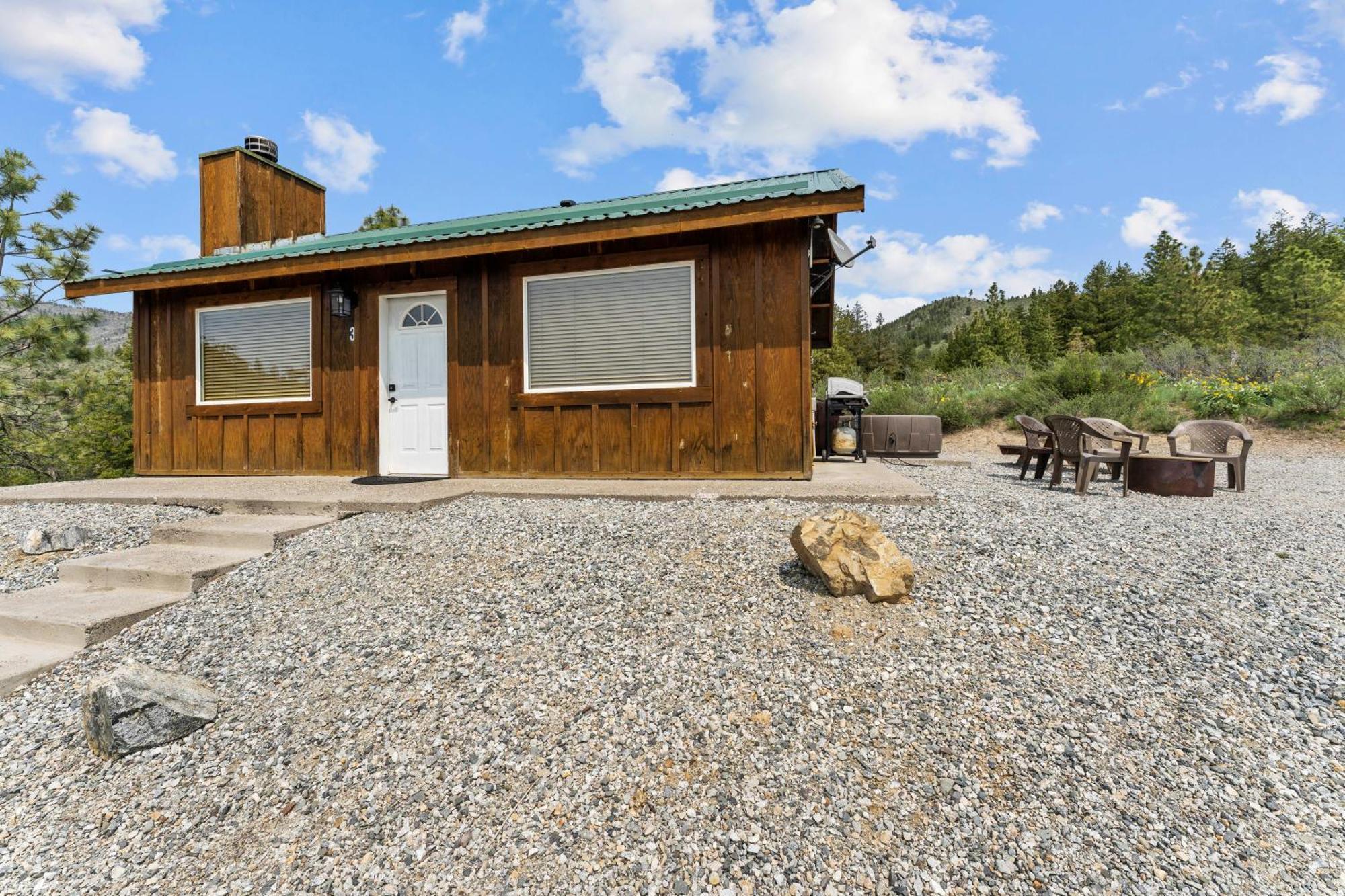 Echo Valley Resort + Cabins Manson Exterior photo